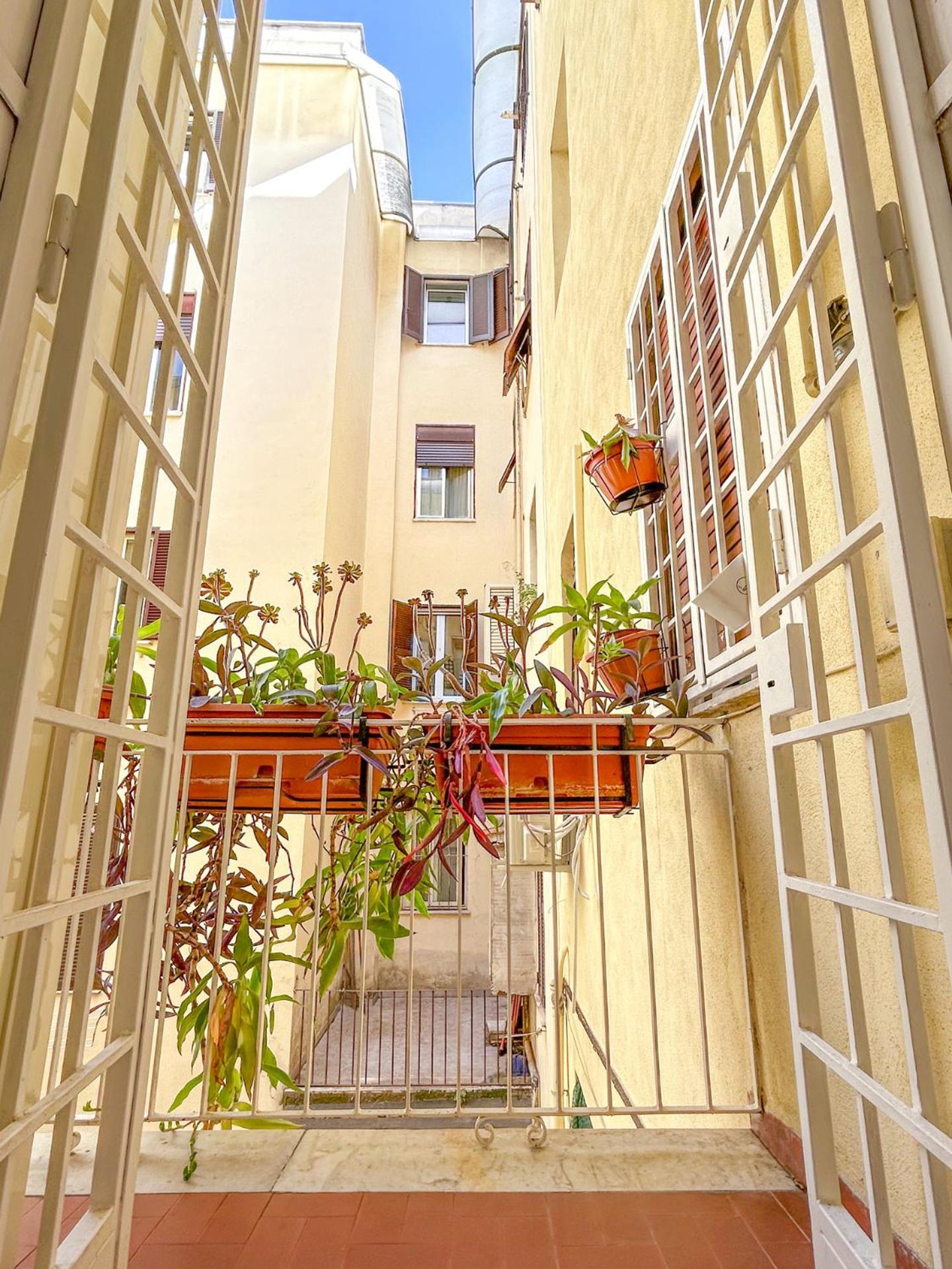 Testaccio B45 Full Guesthouse โรม ภายนอก รูปภาพ